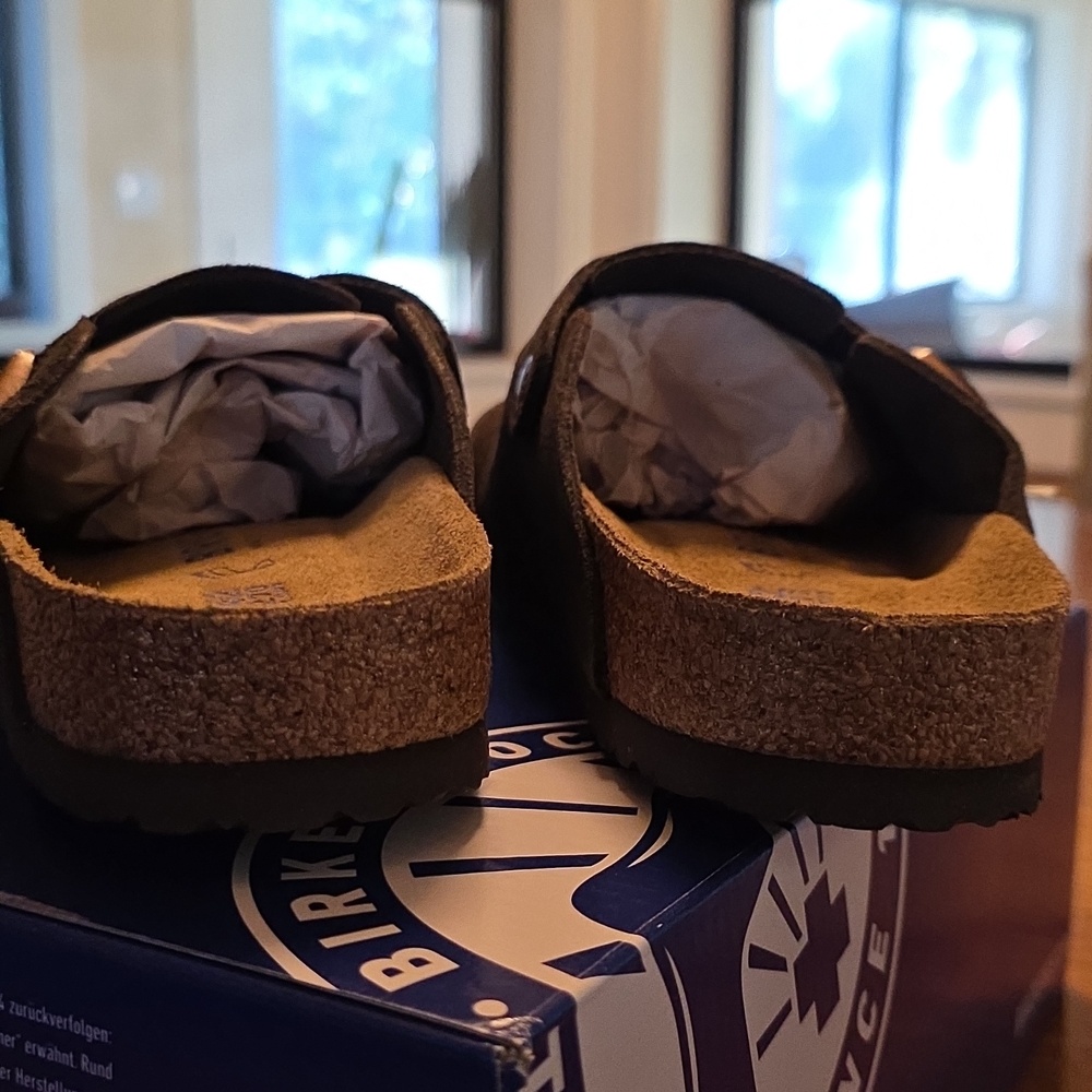 Birkenstock Boston Clogs, Brown Suede, Size 42 Regular Fit/Normal Width - Picture 5 of 9